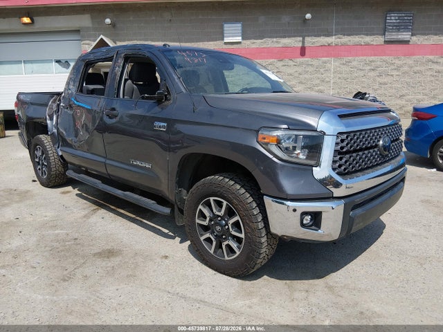 45739817 :رقم المزاد ، 5TFDY5F17JX715602 vin ، 2018 Toyota Tundra Sr5 5.7l V8 مزاد بيع