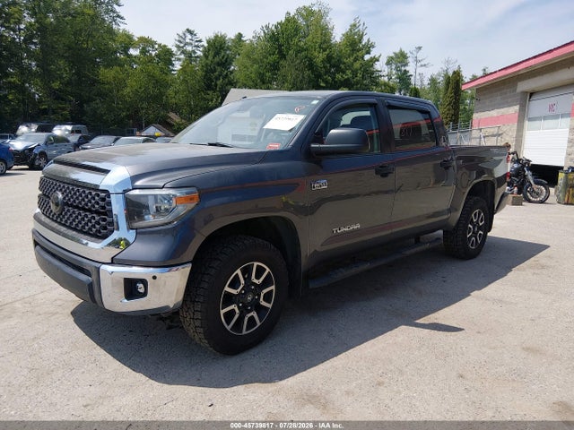 45739817 :رقم المزاد ، 5TFDY5F17JX715602 vin ، 2018 Toyota Tundra Sr5 5.7l V8 مزاد بيع