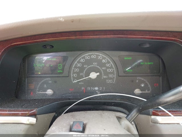 Продажа на аукционе авто 2003 Lincoln Town Car Executive, vin: 1LNHM81W33Y634963, номер лота: 45739833