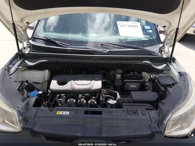 KIA Soul 2019 KNDJN2A29K7683053 Image 10