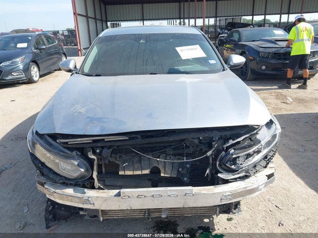 Продаж на аукціоні авто 2019 Honda Accord Lx, vin: 1HGCV1F12KA101348, номер лоту: 45739847