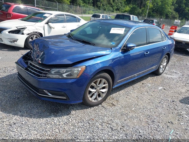 2017 Volkswagen Passat 1.8t S მანქანა იყიდება აუქციონზე, vin: 1VWAT7A33HC076042, აუქციონის ნომერი: 45739856