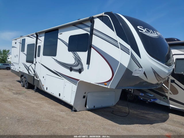 Winnebago Other 2021 573FS4425MAA05858 головне зображення