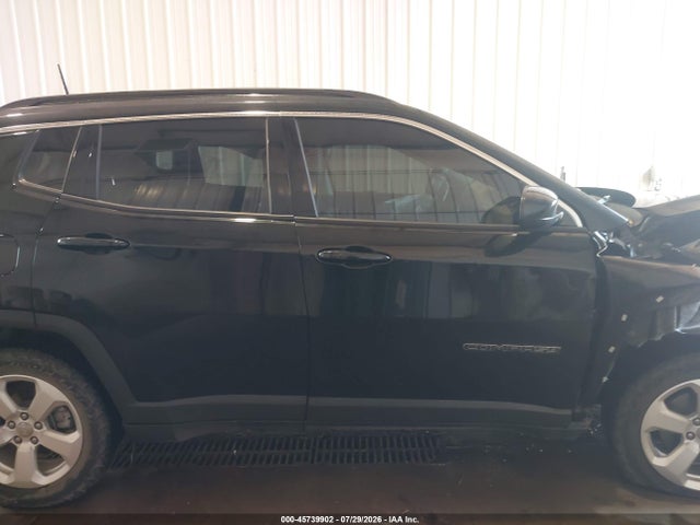 2018 Jeep Compass Latitude 4x4 მანქანა იყიდება აუქციონზე, vin: 3C4NJDBB7JT199707, აუქციონის ნომერი: 45739902