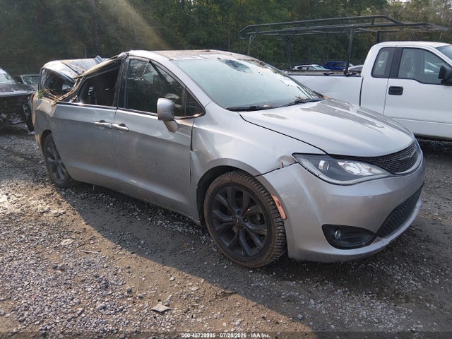 Aukcja sprzedaży 2018 Chrysler Pacifica Touring Plus, vin: 2C4RC1FG2JR358281, numer aukcji: 45739985