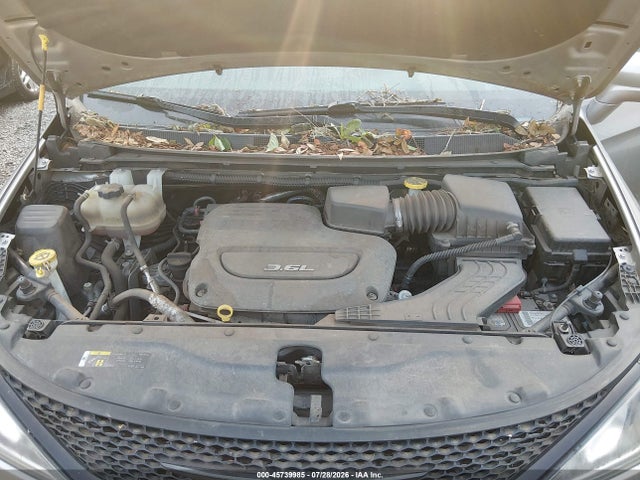 45739985 :رقم المزاد ، 2C4RC1FG2JR358281 vin ، 2018 Chrysler Pacifica Touring Plus مزاد بيع