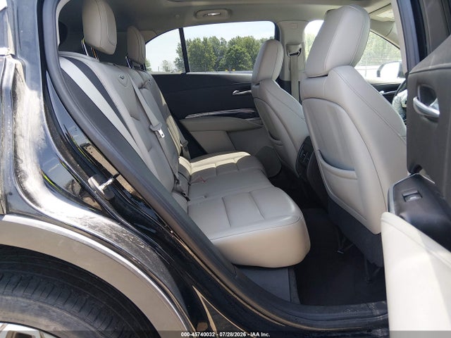 45740032 :رقم المزاد ، 1GYAZAR48KF199010 vin ، 2019 Cadillac Xt4 Luxury مزاد بيع