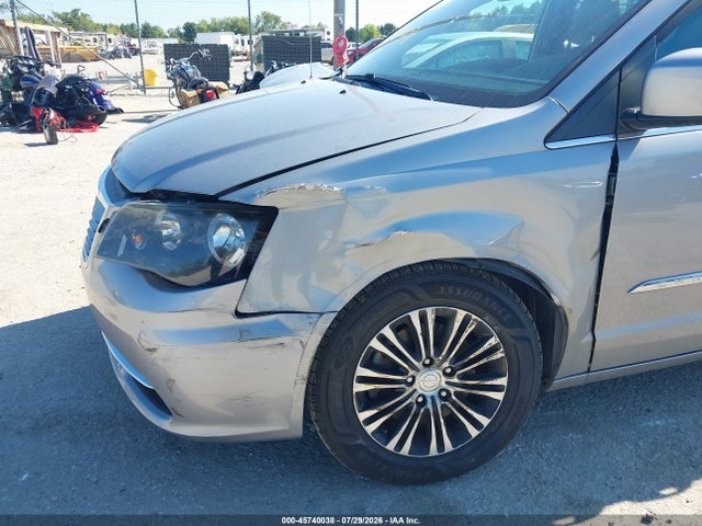 Aukcja sprzedaży 2014 Chrysler Town & Country S, vin: 2C4RC1HG0ER333379, numer aukcji: 45740038