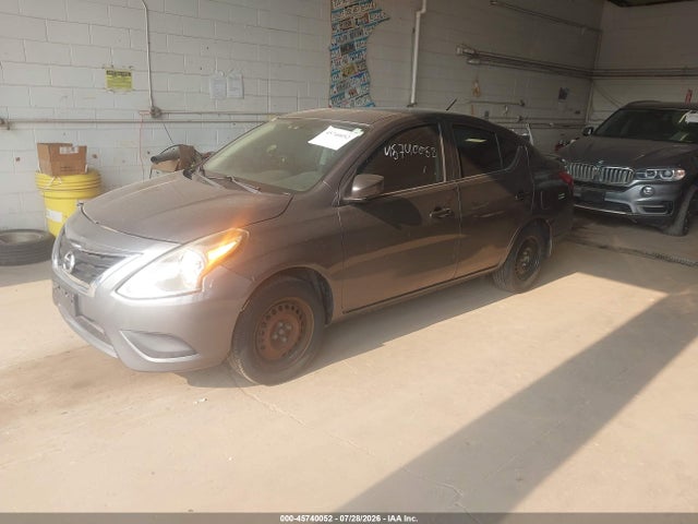 2018 Nissan Versa 1.6 S+ მანქანა იყიდება აუქციონზე, vin: 3N1CN7AP8JL811829, აუქციონის ნომერი: 45740052