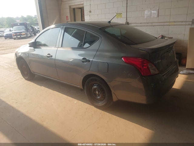 2018 Nissan Versa 1.6 S+ მანქანა იყიდება აუქციონზე, vin: 3N1CN7AP8JL811829, აუქციონის ნომერი: 45740052