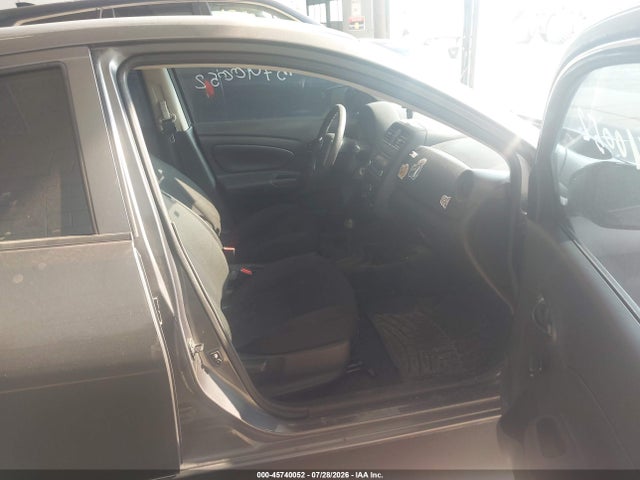 2018 Nissan Versa 1.6 S+ მანქანა იყიდება აუქციონზე, vin: 3N1CN7AP8JL811829, აუქციონის ნომერი: 45740052
