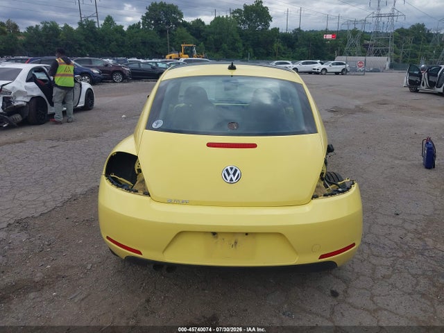 2013 Volkswagen Beetle 2.5l მანქანა იყიდება აუქციონზე, vin: 3VWJP7AT5DM647740, აუქციონის ნომერი: 45740074