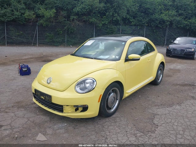 2013 Volkswagen Beetle 2.5l მანქანა იყიდება აუქციონზე, vin: 3VWJP7AT5DM647740, აუქციონის ნომერი: 45740074
