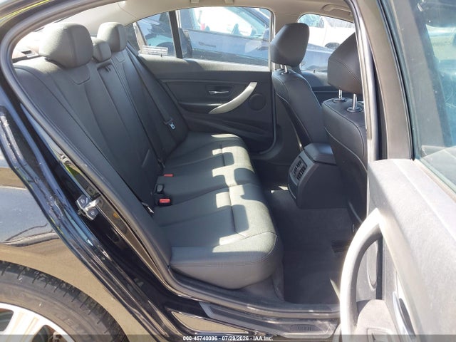 BMW 320i 2015 WBA3B1C53FK136413 Image 8
