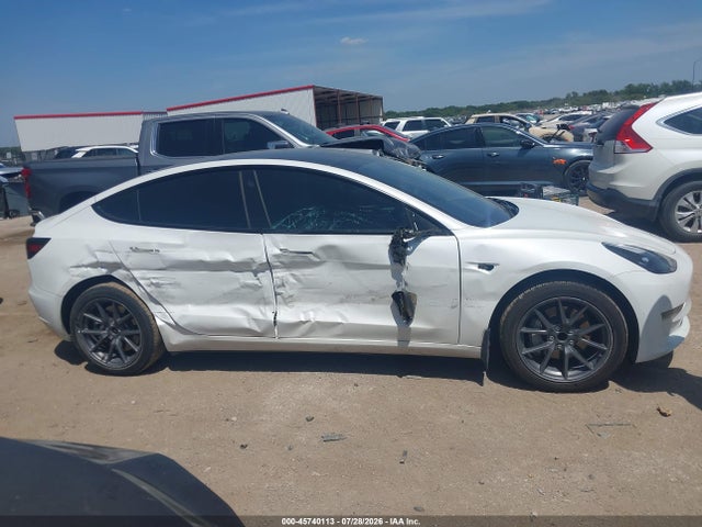 Tesla Model 3 Rear-wheel Drive 2023 5YJ3E1EAXPF564322 Image 12