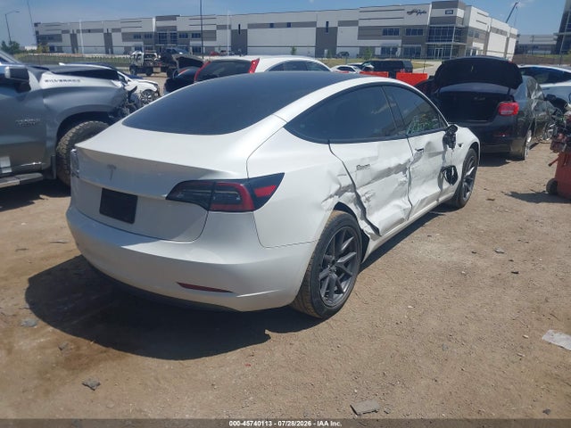Tesla Model 3 Rear-wheel Drive 2023 5YJ3E1EAXPF564322 Image 4