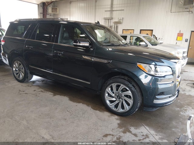 Lincoln Navigator L Reserve 2024 5LMJJ3LG7REL18900 головне зображення
