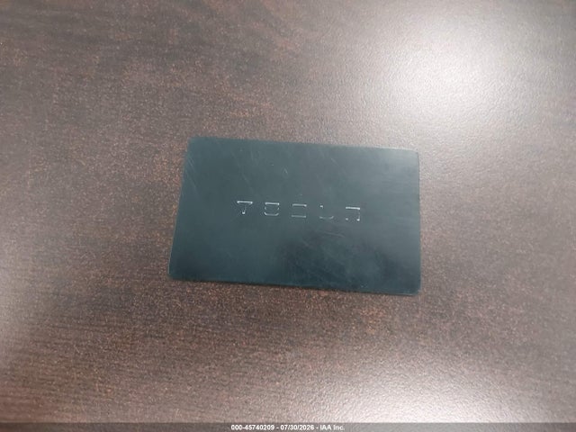 Auction sale of the 2022 Tesla Model Y Long Range Dual Motor All-wheel Drive, vin: 7SAYGDEE2NF320572, lot number: 45740209