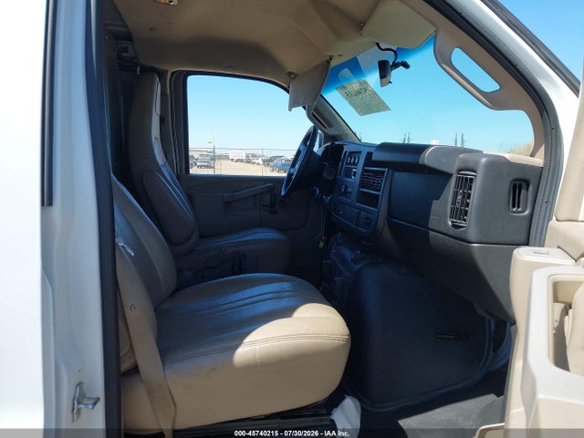 Chevrolet Express 2500 Work Van 2016 1GCWGAFF0G1202770 Image 5