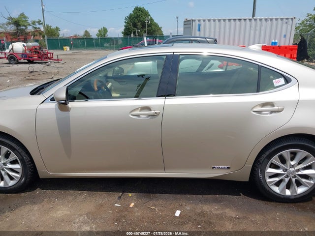 Продажа на аукционе авто 2015 Lexus Es 300h, vin: JTHBW1GG9F2094360, номер лота: 45740227