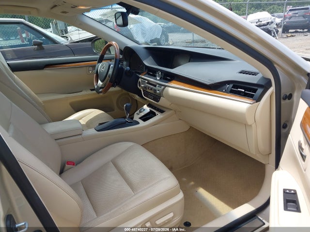 Продажа на аукционе авто 2015 Lexus Es 300h, vin: JTHBW1GG9F2094360, номер лота: 45740227