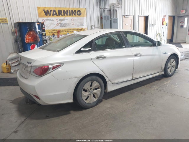 2014 Hyundai Sonata Hybrid მანქანა იყიდება აუქციონზე, vin: KMHEC4A45EA113798, აუქციონის ნომერი: 45740228