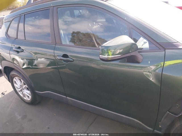 Toyota Corolla Cross Le 2022 7MUCAABG5NV031703 Image 14