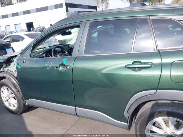 Toyota Corolla Cross Le 2022 7MUCAABG5NV031703 Image 15
