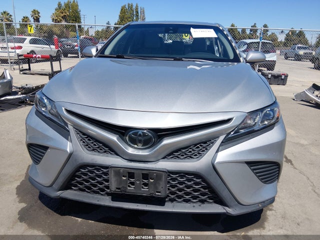 Продаж на аукціоні авто 2018 Toyota Camry Se, vin: 4T1B11HK2JU108532, номер лоту: 45740246