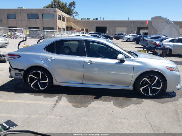 Продаж на аукціоні авто 2018 Toyota Camry Se, vin: 4T1B11HK2JU108532, номер лоту: 45740246