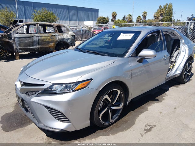 Продаж на аукціоні авто 2018 Toyota Camry Se, vin: 4T1B11HK2JU108532, номер лоту: 45740246