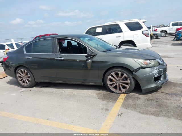 2014 Honda Accord Sport მანქანა იყიდება აუქციონზე, vin: 1HGCR2F52EA143990, აუქციონის ნომერი: 45740252