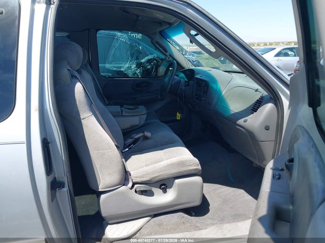 Продаж на аукціоні авто 2002 Ford F-150 Xl/xlt, vin: 1FTRX17202NB11864, номер лоту: 45740277