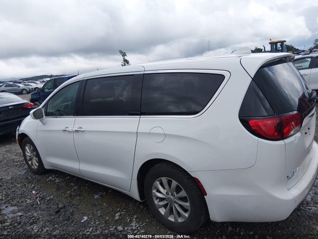 45740279 :رقم المزاد ، 2C4RC1FG8JR279455 vin ، 2018 Chrysler Pacifica Touring Plus مزاد بيع