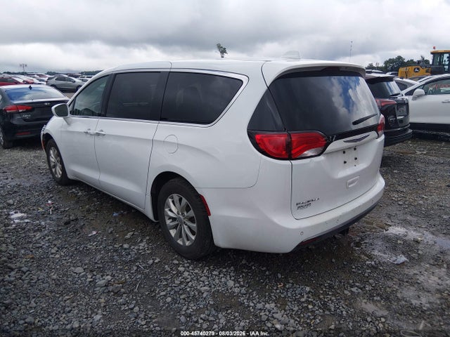 45740279 :رقم المزاد ، 2C4RC1FG8JR279455 vin ، 2018 Chrysler Pacifica Touring Plus مزاد بيع