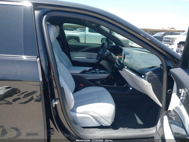 Продажа на аукционе авто 2024 Cadillac Lyriq Luxury W/1se, vin: 1GYKPSRK9RZ119298, номер лота: 45740296