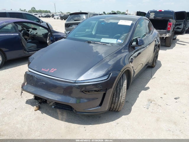 45740312 :رقم المزاد ، 7SAYGDEE4TA413152 vin ، 2026 Tesla Model Y All-wheel Drive/long Range Launch Series/premium All-wheel Drive مزاد بيع