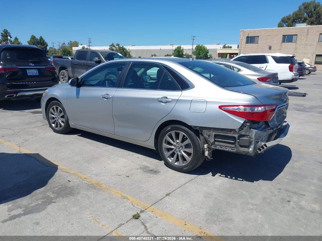 4T1BF1FK1FU877440 Toyota CAMRY XLE