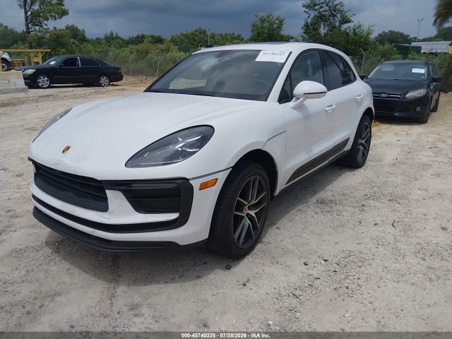 Продажа на аукционе авто 2022 Porsche Macan, vin: WP1AA2A54NLB10626, номер лота: 45740325