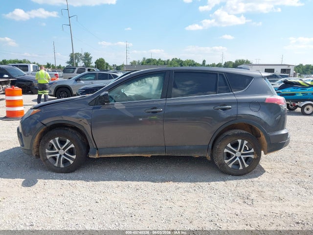 Продажа на аукционе авто 2018 Toyota Rav4 Le, vin: 2T3ZFREV8JW439670, номер лота: 45740326