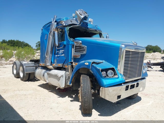 Продажа на аукционе авто 2015 Freightliner 122sd, vin: 3AKJGND66FDGH9999, номер лота: 45740340