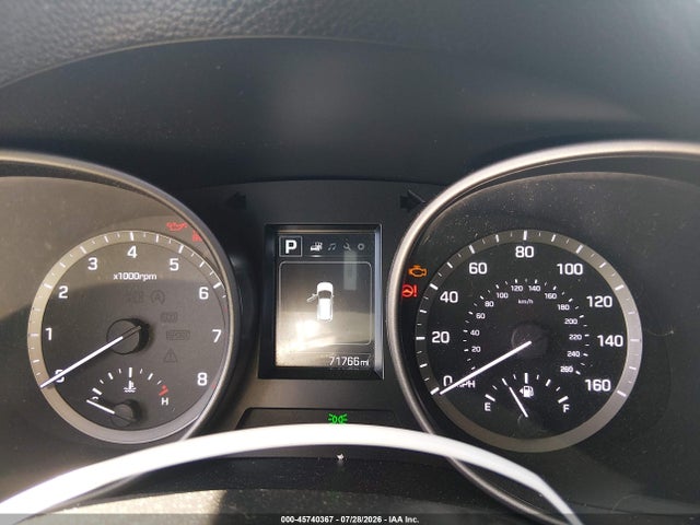 2017 Hyundai Santa Fe Sport 2.4l მანქანა იყიდება აუქციონზე, vin: 5XYZT3LB2HG392689, აუქციონის ნომერი: 45740367