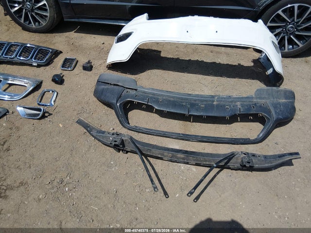 2018 Jeep Grand Cherokee Limited 4x4 მანქანა იყიდება აუქციონზე, vin: 1C4RJFBG0JC441208, აუქციონის ნომერი: 45740375