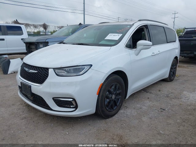 Продажа на аукционе авто 2022 Chrysler Pacifica Touring L, vin: 2C4RC1BG4NR144761, номер лота: 45740376