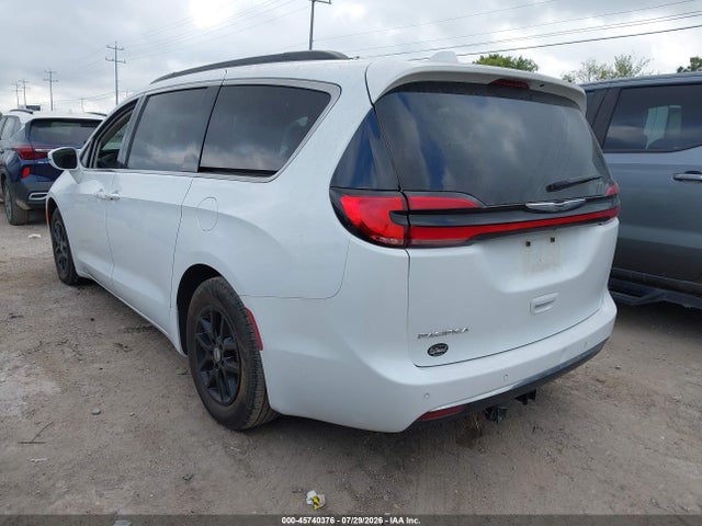 Продажа на аукционе авто 2022 Chrysler Pacifica Touring L, vin: 2C4RC1BG4NR144761, номер лота: 45740376