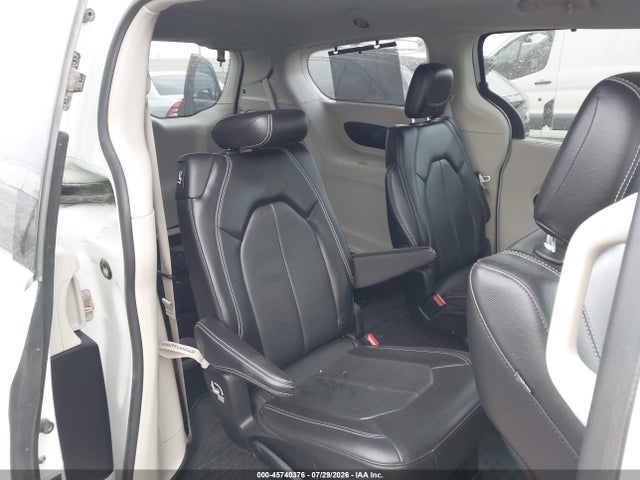 Продажа на аукционе авто 2022 Chrysler Pacifica Touring L, vin: 2C4RC1BG4NR144761, номер лота: 45740376