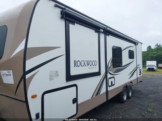 2019 Rockwood Ultra Lite მანქანა იყიდება აუქციონზე, vin: 4X4TRLB22KZ158433, აუქციონის ნომერი: 45740438