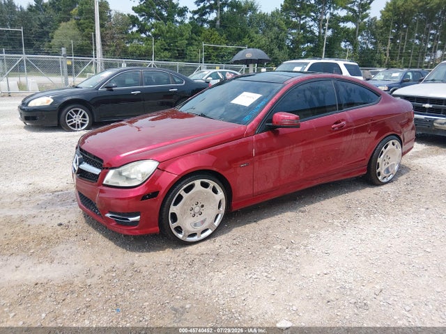 Продаж на аукціоні авто 2012 Mercedes-benz C 250, vin: WDDGJ4HBXCF921612, номер лоту: 45740452