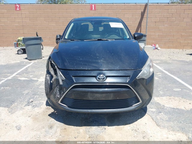 3MYDLBYV6HY160813 Toyota YARIS IA