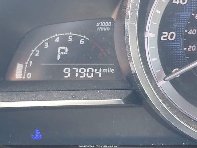 3MYDLBYV6HY160813 Toyota YARIS IA
